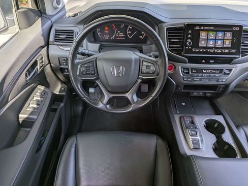 Used 2025 Honda Ridgeline RTL image 15