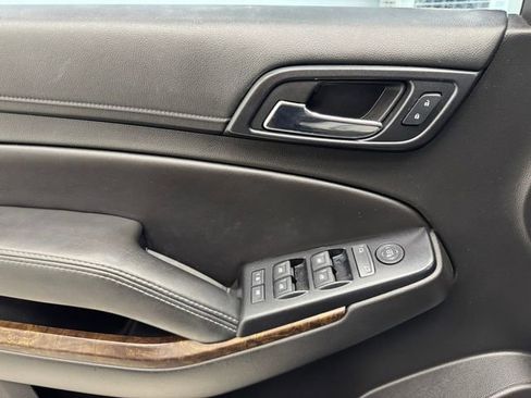 Used 2018 Chevrolet Tahoe LS w/ All-Season Package image 33