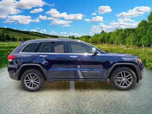 Used 2017 Jeep Grand Cherokee Limited RWD image 7