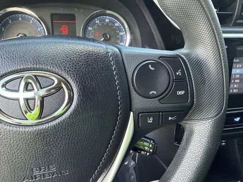 Used 2019 Toyota Corolla LE FWD image 37