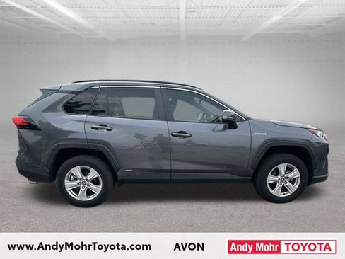 Used 2021 Toyota RAV4 XLE w/ Convenience Package AWD/4WD image 9
