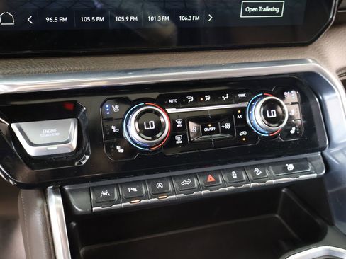 Used 2024 GMC Sierra 1500 Denali w/ Denali Reserve Package image 7