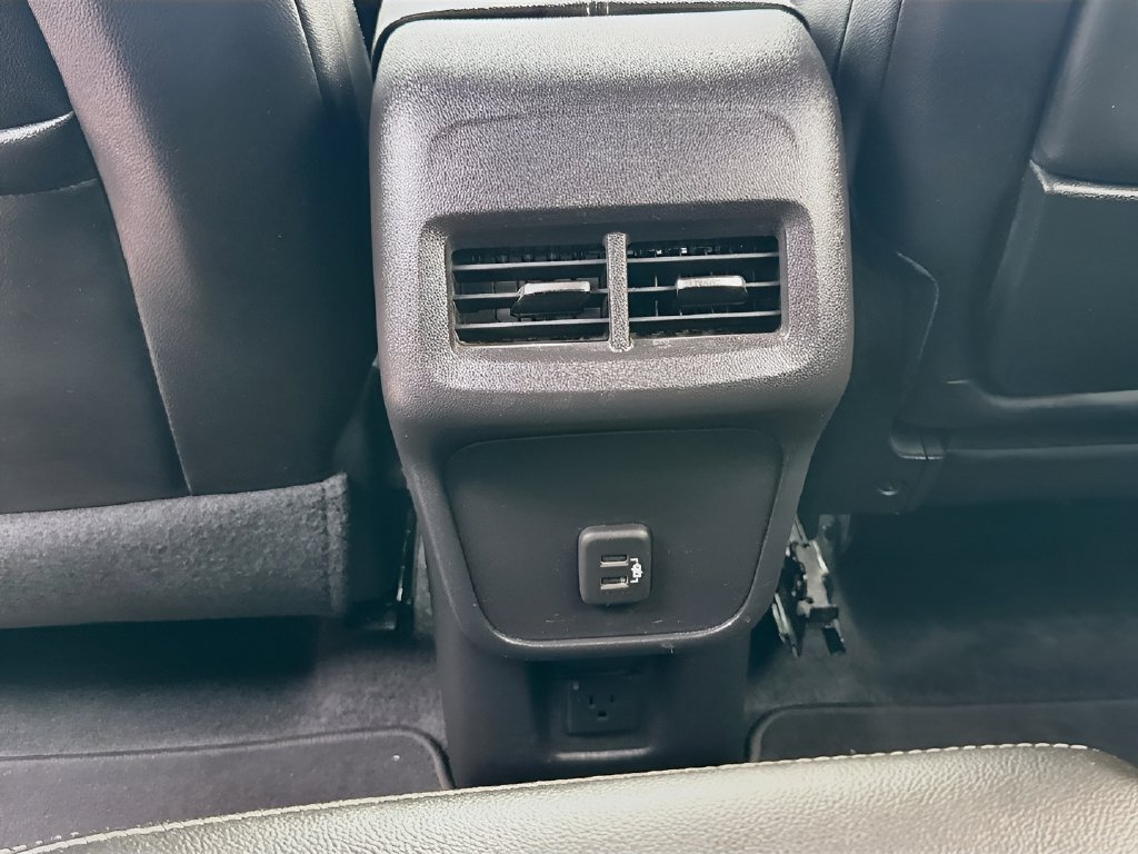 Used 2024 GMC Terrain Denali AWD/4WD image 26