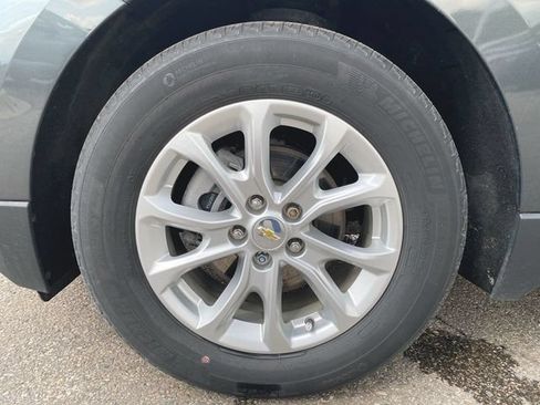 Used 2020 Chevrolet Equinox LS FWD image 23