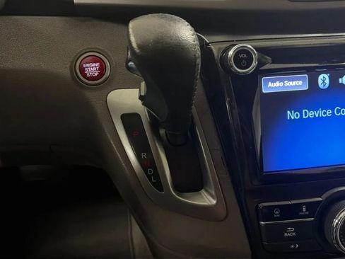 Used 2015 Honda Odyssey Touring Elite image 12