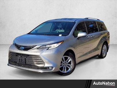 Used 2023 Toyota Sienna Limited
