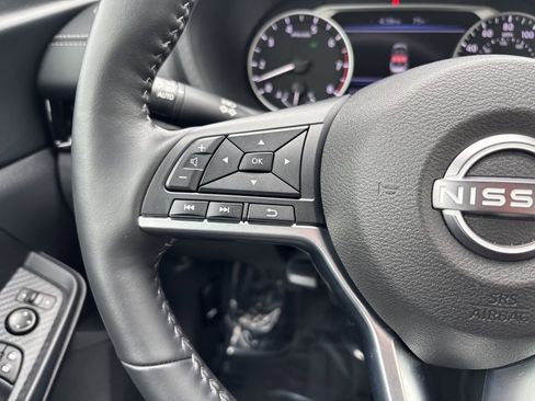 Used 2025 Nissan Sentra SV w/ All-Weather Package FWD image 15