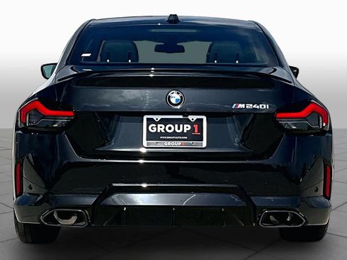 Used 2025 BMW M240i Coupe RWD image 4