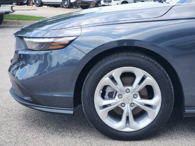 Used 2025 Honda Accord LX image 5