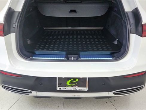 Used 2023 Mercedes-Benz EQE 500 4MATIC SUV w/ Exclusive Trim Package image 14