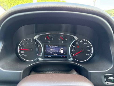 Used 2022 GMC Acadia SLE w/ Driver Convenience Package AWD/4WD image 29