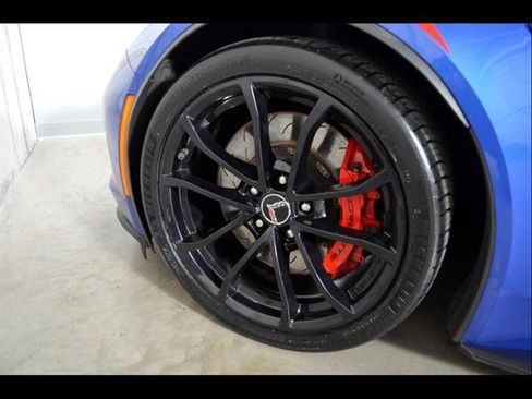 Used 2019 Chevrolet Corvette Grand Sport RWD image 11