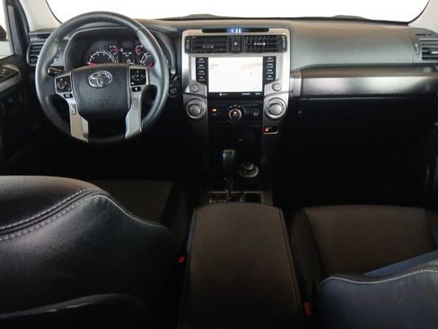 Used 2022 Toyota 4Runner SR5 Premium w/ Moonroof Package AWD/4WD image 15