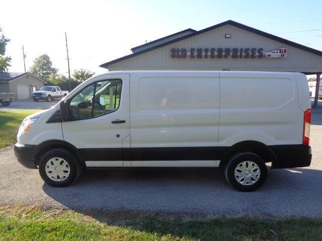 Used 2019 Ford Transit 250 130 Low Roof w/ Exterior Upgrade Package RWD image 2