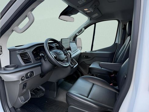 New 2025 Ford Transit 150 Low Roof RWD image 5