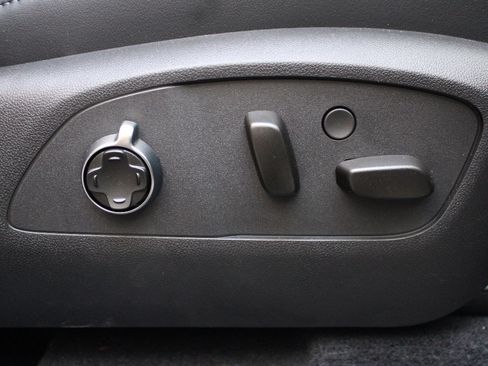 Certified 2026 Buick Enclave Avenir w/ Super Cruise Package image 39