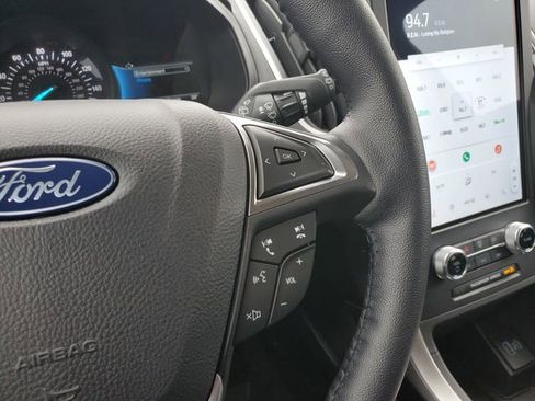 Used 2024 Ford Edge SEL w/ Convenience Package image 14