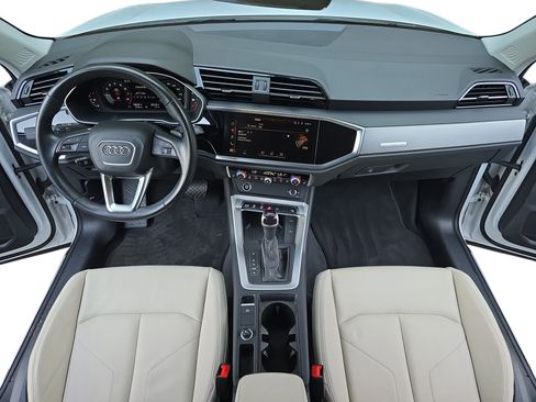 Used 2024 Audi Q3 2.0T Premium AWD/4WD image 9
