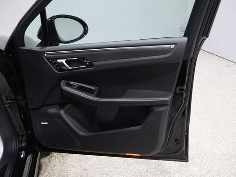Used 2026 Porsche Macan GTS image 22