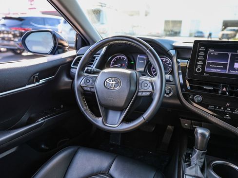 Certified 2023 Toyota Camry SE image 5
