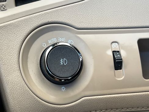 Used 2013 Buick LaCrosse Leather w/ Entertainment Package FWD image 30