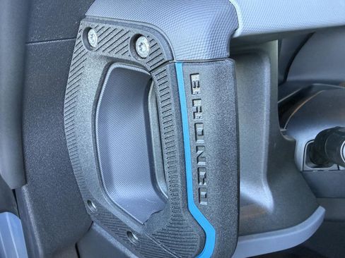 Used 2024 Ford Bronco Black Diamond image 19