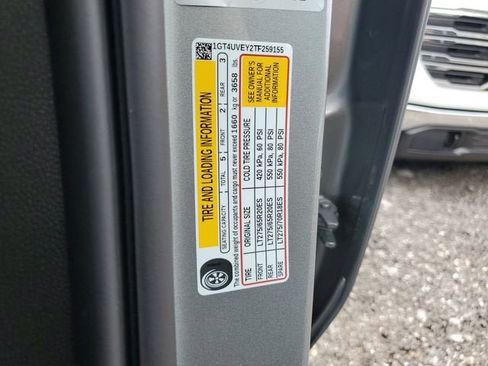 New 2026 GMC Sierra 3500 AT4 w/ AT4 Premium Plus Package AWD/4WD image 33