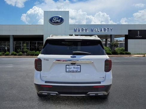 Certified 2020 Ford Explorer XLT w/ Equipment Group 202A AWD/4WD image 4