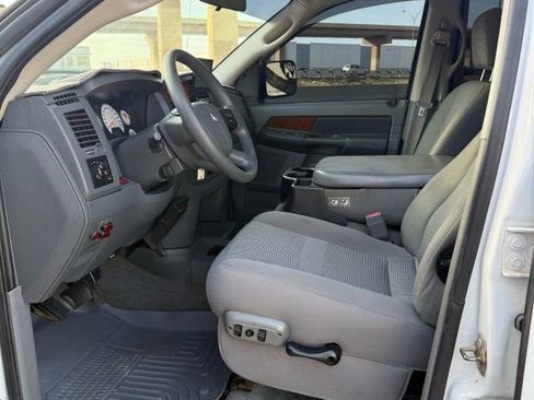Used 2006 Dodge Ram 2500 Truck SLT image 11