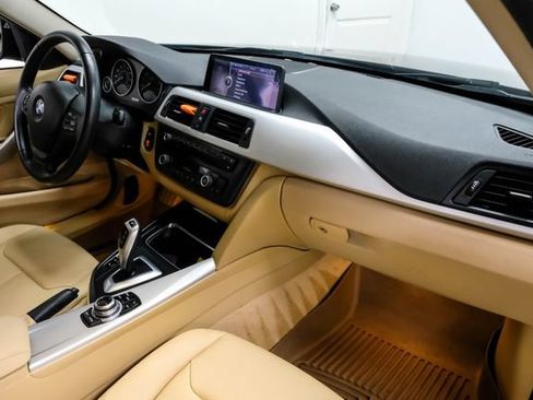 Used 2013 BMW 328i xDrive Sedan image 18