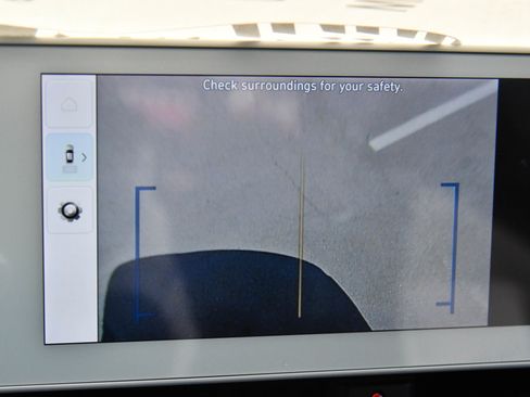 Used 2024 Hyundai Ioniq 5 SE RWD image 21