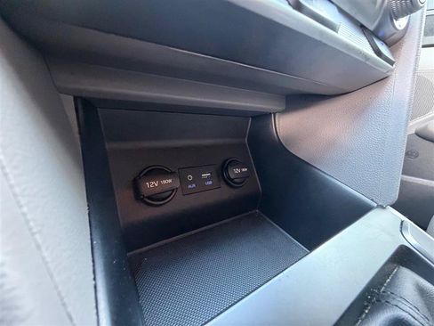 Used 2019 Hyundai Elantra SEL FWD image 18