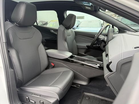 Used 2023 Volkswagen ID.4 Pro S Plus AWD/4WD image 32