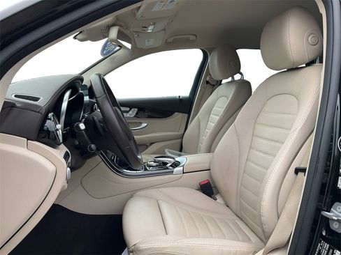 Used 2019 Mercedes-Benz GLC 43 AMG 4MATIC image 23