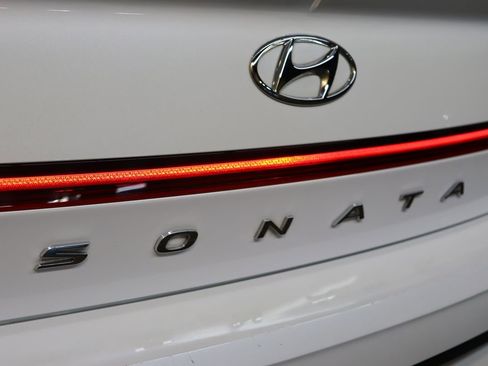 Used 2020 Hyundai Sonata SEL w/ Convenience + Sunroof Package FWD image 20