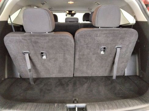 Used 2022 Kia Sorento LX image 10