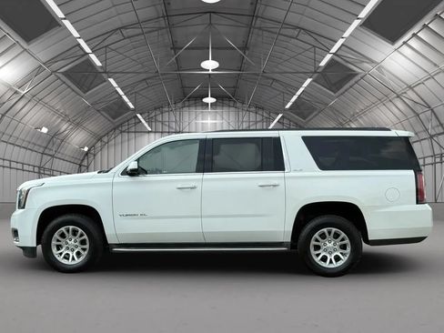 Used 2016 GMC Yukon XL SLE AWD/4WD image 4