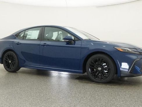 New 2026 Toyota Camry SE FWD image 28