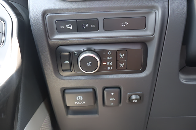 Used 2023 Ford F150 Lariat w/ Equipment Group 502A High AWD/4WD image 26