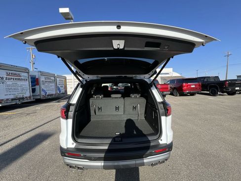 New 2025 GMC Acadia Elevation image 26