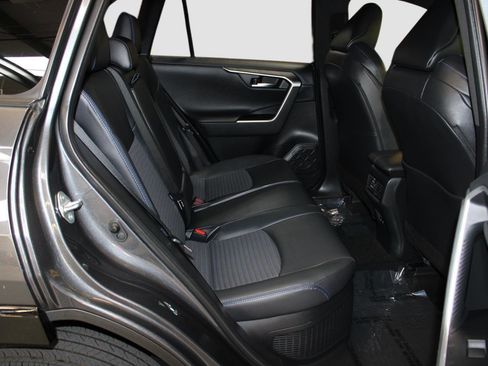 Used 2020 Toyota RAV4 XSE AWD/4WD image 37