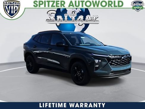 New 2026 Chevrolet Trax LT w/ Midnight Edition image 8