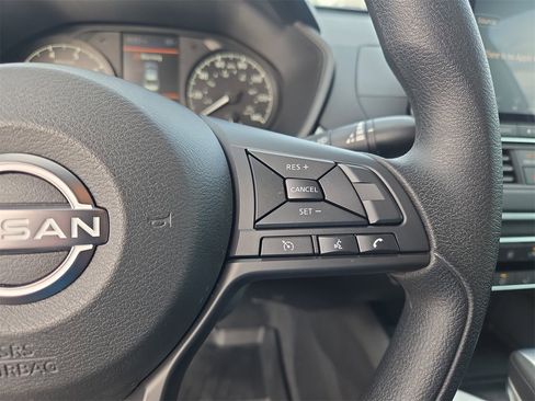 Used 2025 Nissan Altima 2.5 S image 17