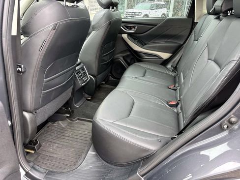 Used 2023 Subaru Forester Limited AWD/4WD image 10