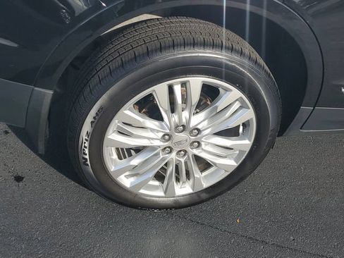 Used 2019 Cadillac XT5 Premium Luxury AWD/4WD image 5