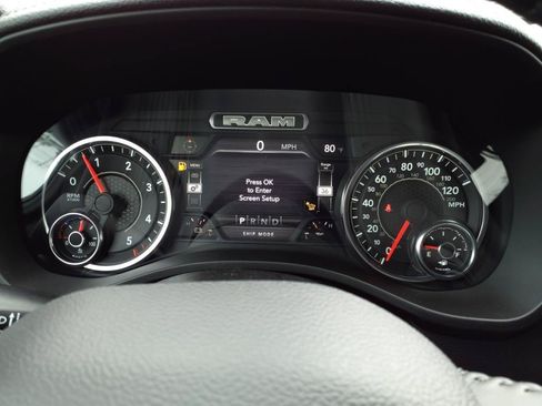 Used 2023 RAM 1500 Laramie AWD/4WD image 16