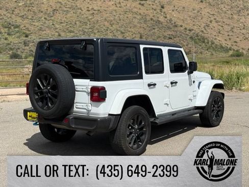 Used 2023 Jeep Wrangler Unlimited Sahara AWD/4WD image 6