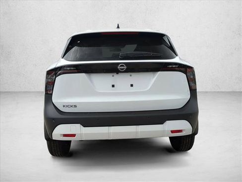 New 2026 Nissan Kicks S image 7