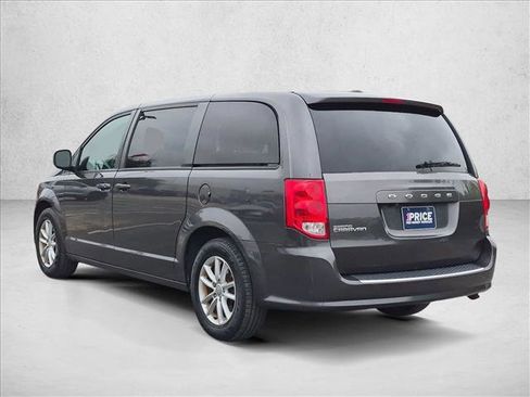 Used 2020 Dodge Grand Caravan SE FWD image 7