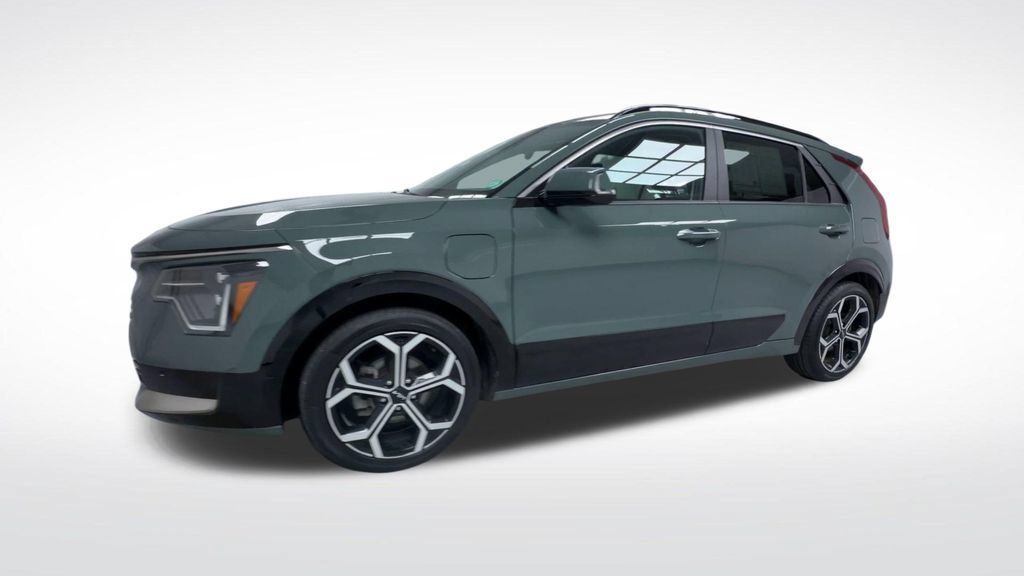 Used 2024 Kia Niro SX Touring FWD image 4